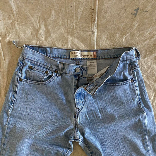 Vintage Levi's 315 Nouveau Bootcut Jeans / Archive Light Wash Denim